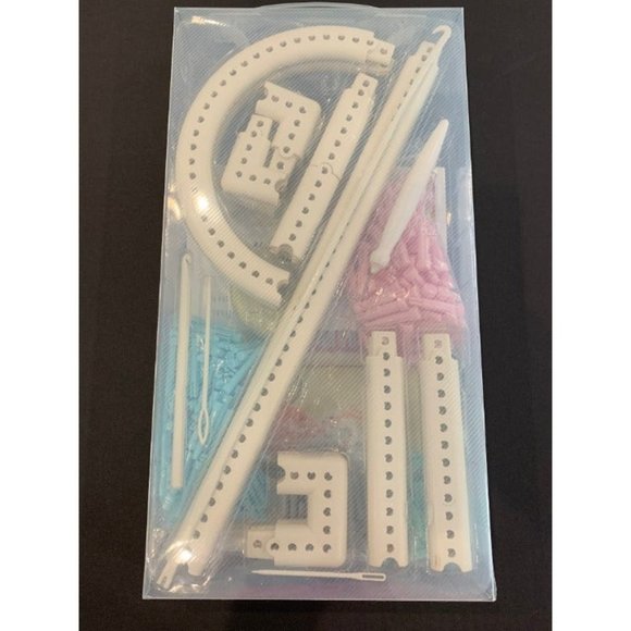 Martha Stewart Crafts Knit & Weave Loom Kit with Bonus Tape Measure - Picture 7 of 8